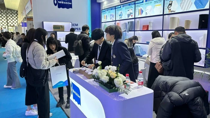 Weston Manufacturing booth 1V30 at SINCE2025 in Shanghai showcasing nonwoven materials with high visitor traffic Weston Manufacturing booth 1V30 at SINCE2025 in Shanghai showcasing nonwoven materials with high visitor traffic